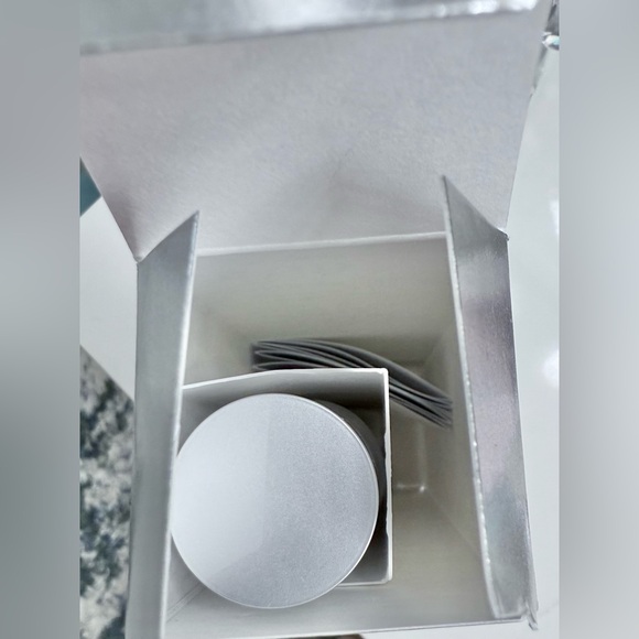 Algenist Elevate Advanced Retinol Serum
1 fl oz
 NEW - Picture 2 of 3